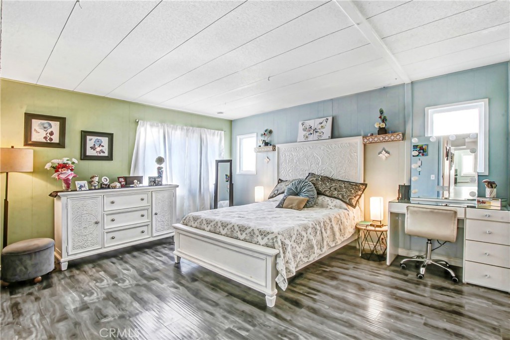 Manufactured In Park for sale at 2851 S LA CADENA Drive 22, Colton CA featuring 3 beds and 2 baths