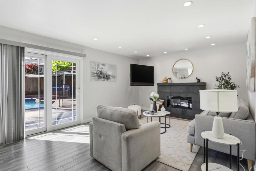 Residential for sale at 4669 Park Sutton Place, San Jose CA featuring 4 beds and 3 baths