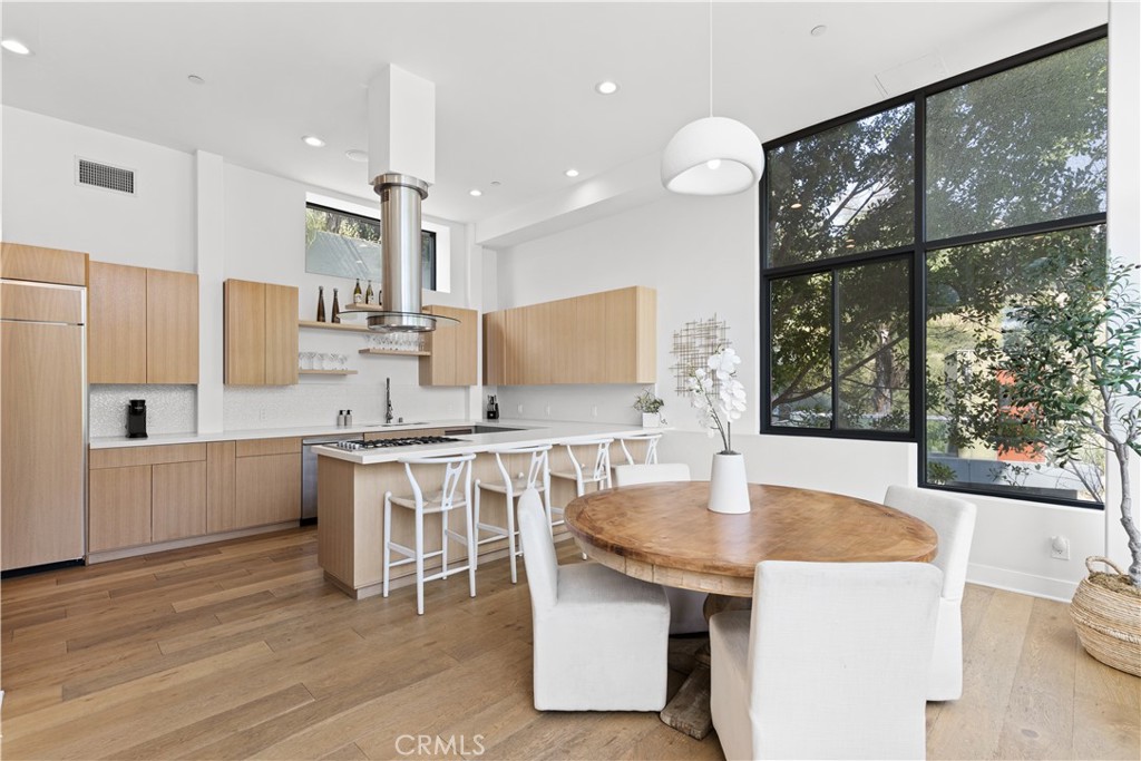 Residential for sale at 2746 Rinconia Drive, Los Angeles CA featuring 4 beds and 4 baths