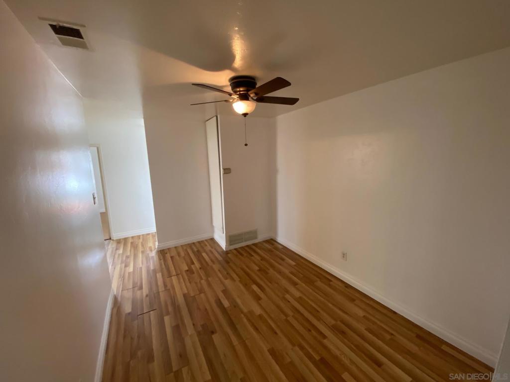 Residential Lease for rent at 864 Glencoe Dr, San Diego CA featuring 3 beds and 2 baths