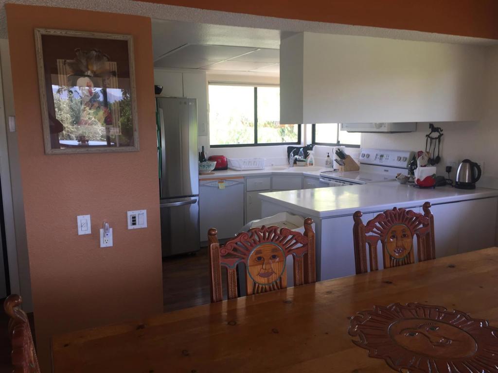 Residential Lease for rent at 8 Mission Court, Rancho Mirage, Riverside County CA featuring 2 beds and 3 baths