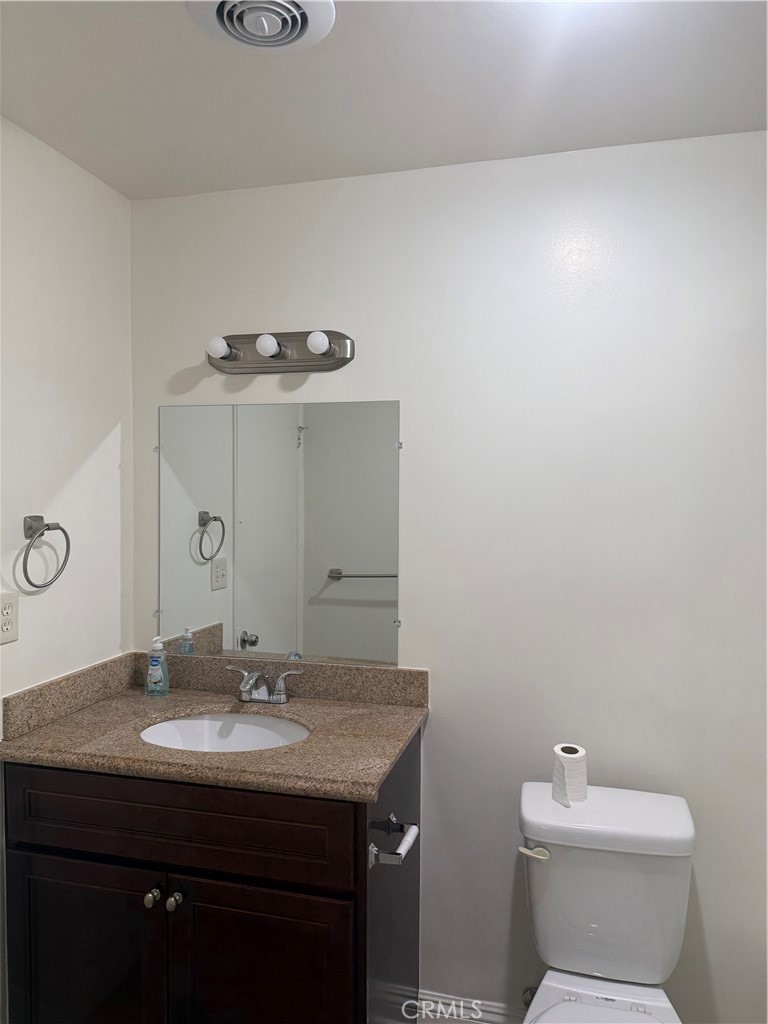 Residential Lease for rent at 914 W Pine, Upland CA featuring 2 beds and 2 baths