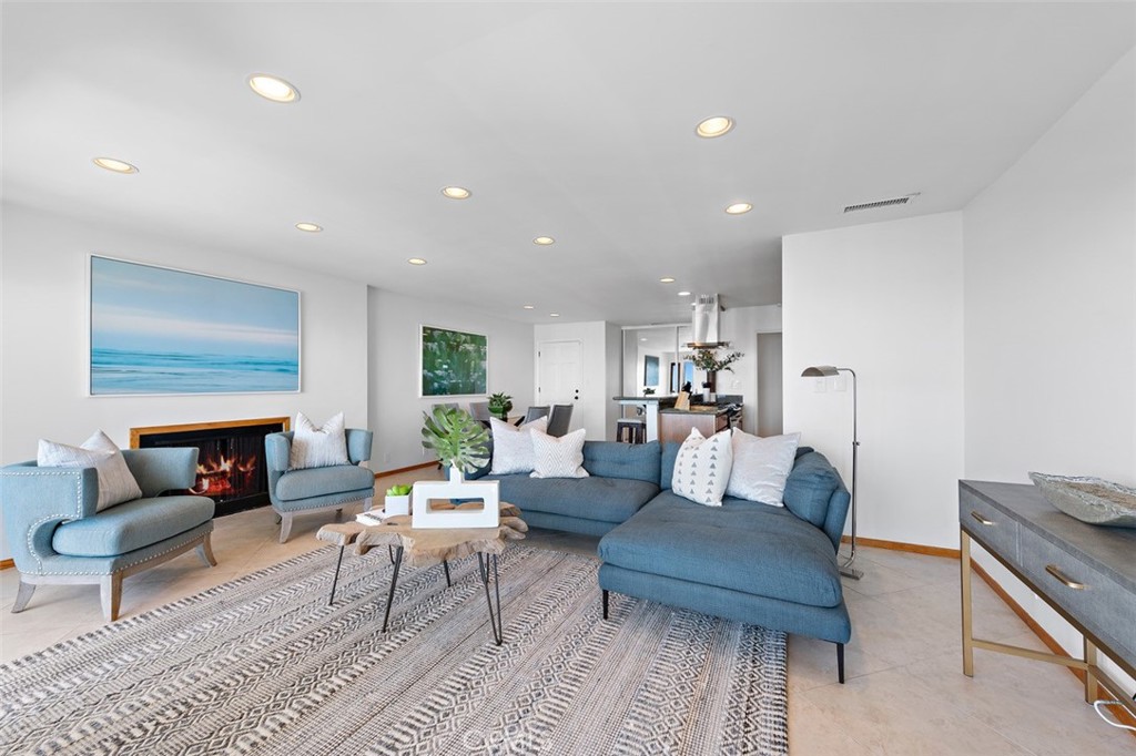 Residential Lease for rent at 150 Cleo Street 2, Laguna Beach CA featuring 3 beds and 2 baths