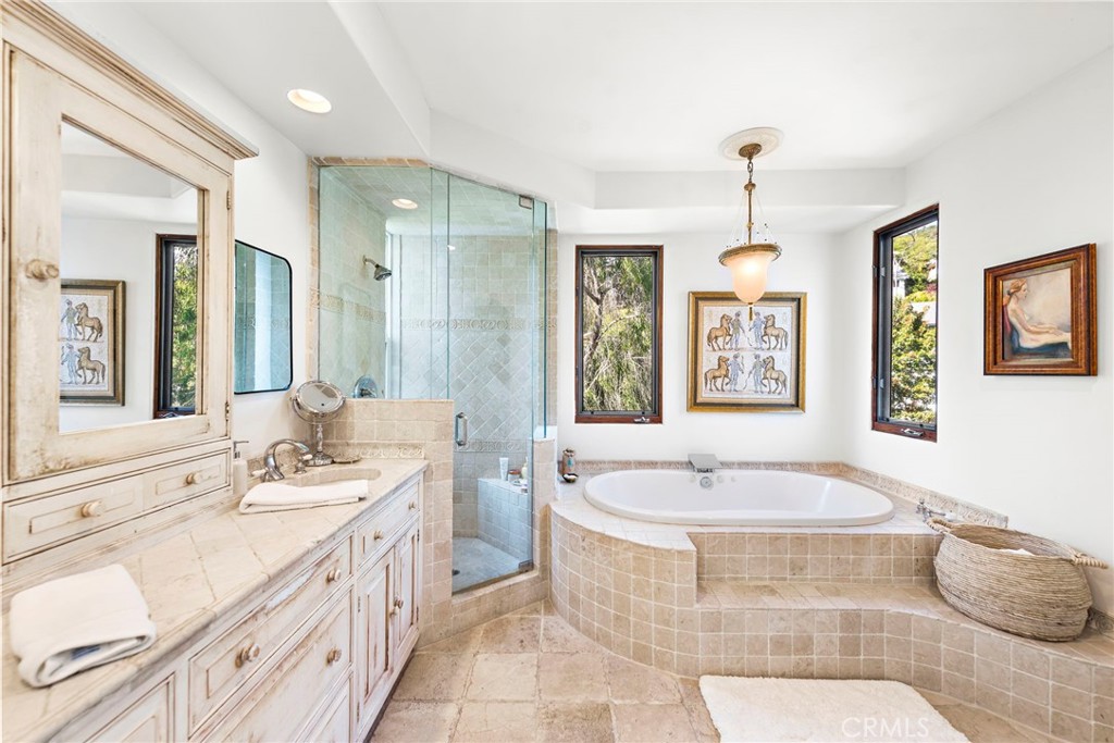 Residential Lease for rent at 1280 Morningside Drive, Laguna Beach CA featuring 4 beds and 5 baths