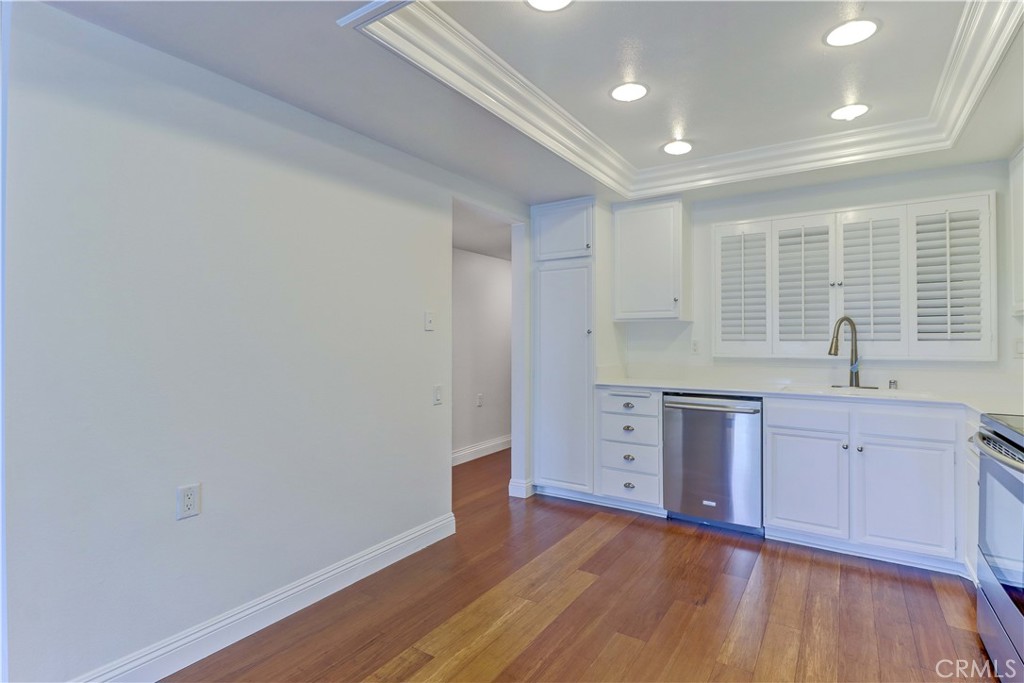 Residential Lease for rent at 4025 Calle Sonora Este 1E, Laguna Woods CA featuring 2 beds and 2 baths