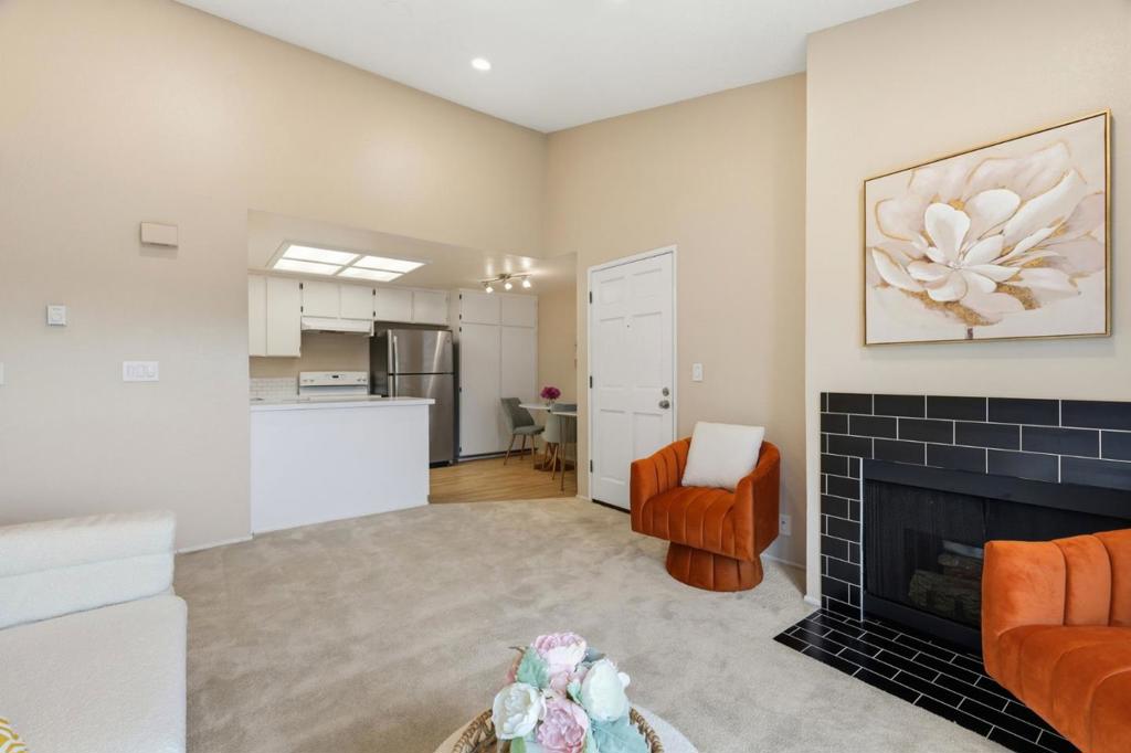 Residential for sale at 2427 Jubilee Lane, San Jose CA featuring 1 bed and 1 bath
