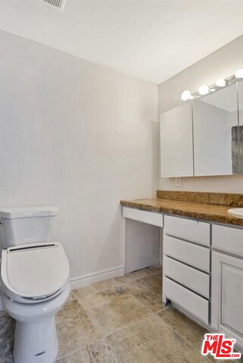 Residential Lease for rent at 11770 Pacific Coast Highway D, Malibu CA featuring 3 beds and 4 baths