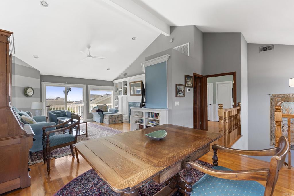Residential Lease for rent at 5618 Bellevue Avenue, San Diego, San Diego County CA featuring 4 beds and 4 baths