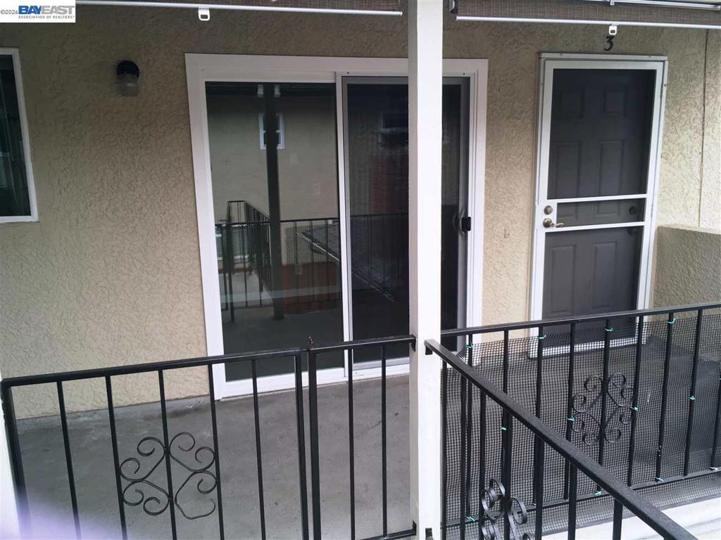 Residential Lease for rent at 1581 Mendenhall Drive, San Jose, Santa Clara County CA featuring 2 beds and 2 baths