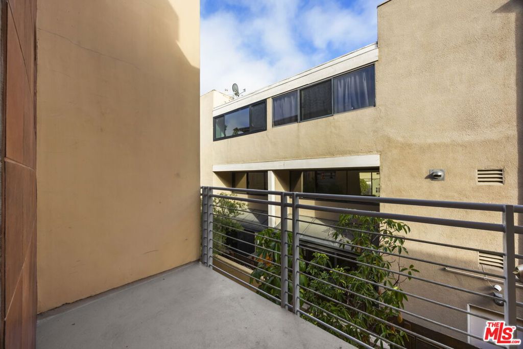 Residential for sale at 1253 18th Street 103, Santa Monica CA featuring 2 beds and 3 baths