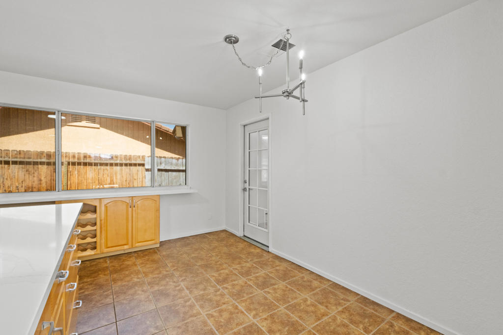 Residential Lease for rent at 73425 San Nicholas Avenue, Palm Desert CA featuring 3 beds and 2 baths