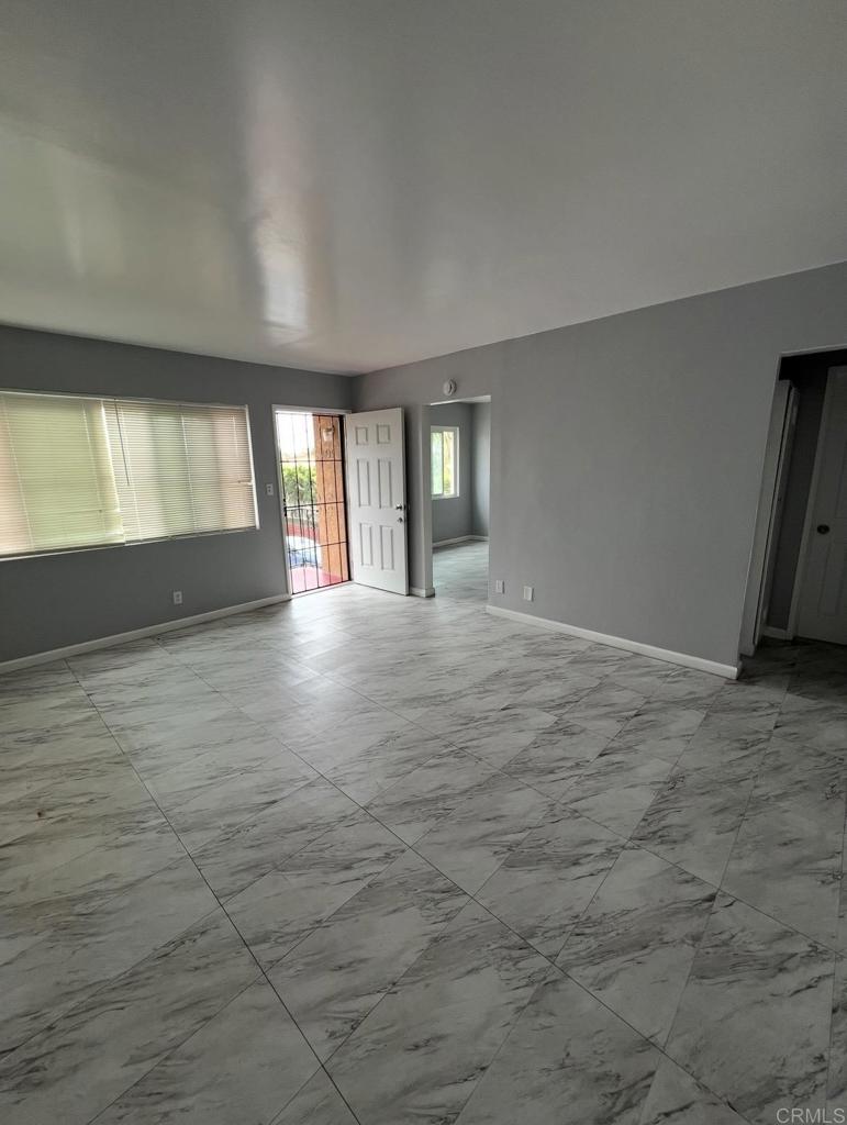 Residential Lease for rent at 3739 Teak Street, San Diego, San Diego County CA featuring 2 beds and 1 bath