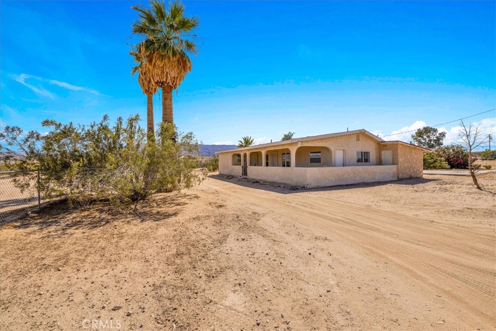 Residential for sale at 4611 Oasis, 29 Palms CA featuring 2 beds and 1 bath
