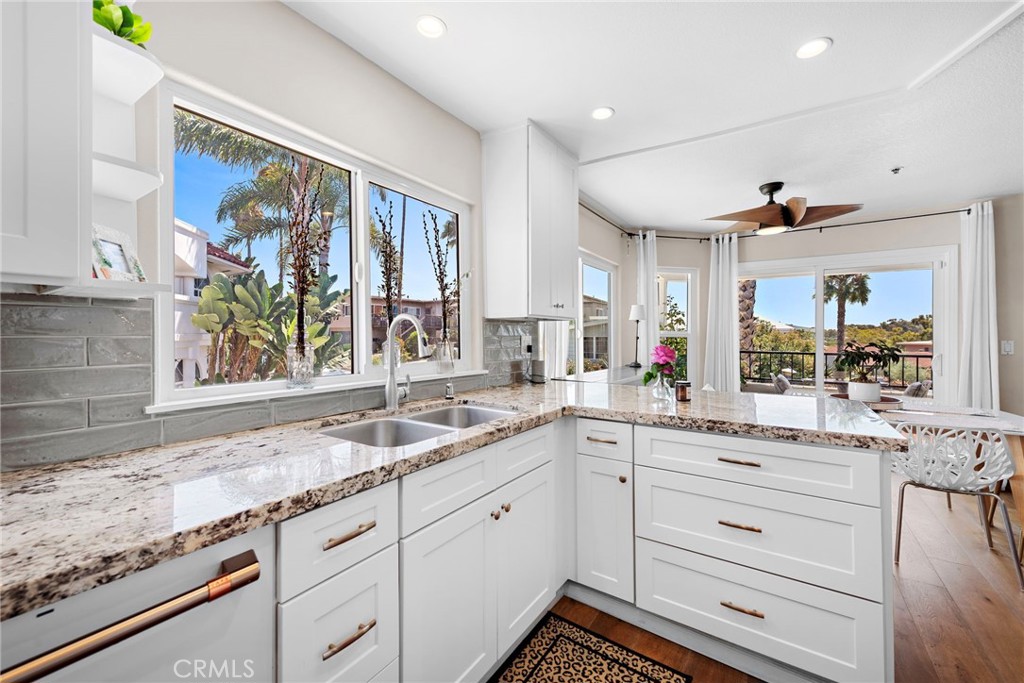 Residential Lease for rent at 210 Avenida Montalvo, San Clemente CA featuring 3 beds and 2 baths