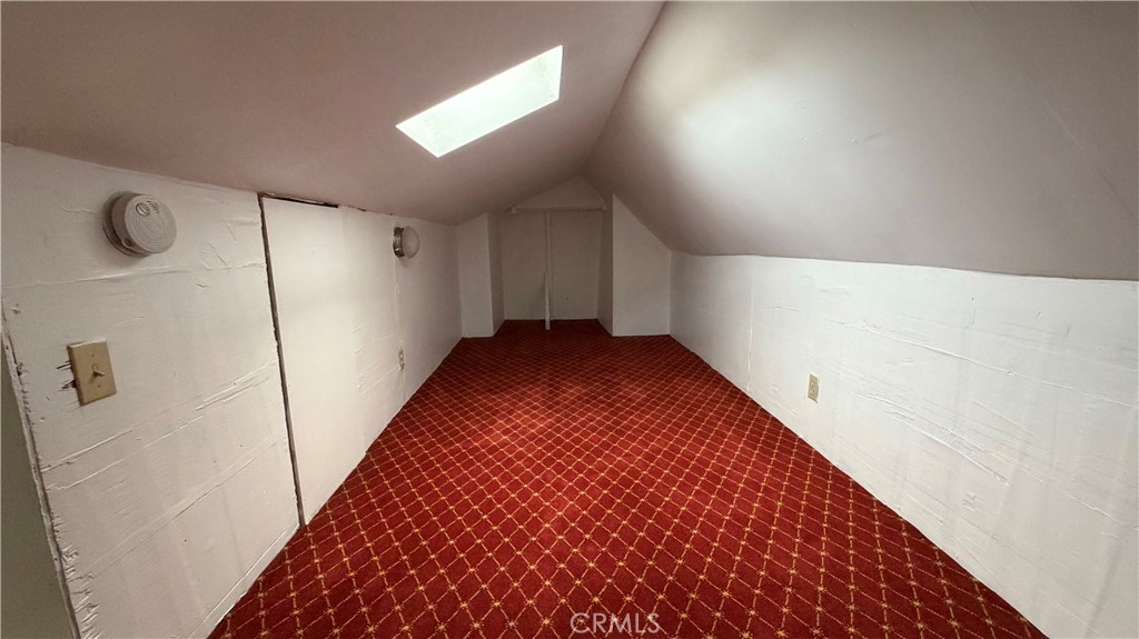 Residential Lease for rent at 4721 162nd St, Lawndale CA featuring 3 beds and 1 bath
