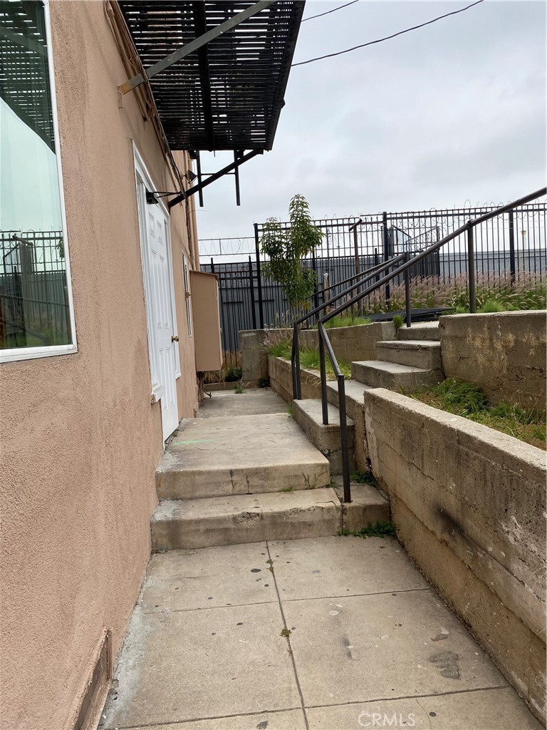 Mixed Use for sale at 755 S Boyle, Los Angeles, CA