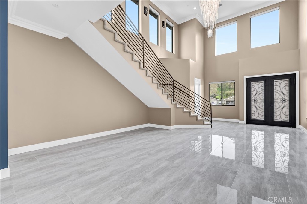 Residential Lease for rent at 26772 Avenida Shonto, Mission Viejo CA featuring 5 beds and 5 baths