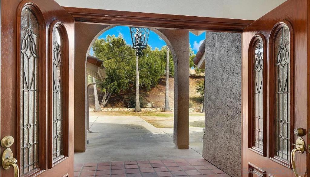 Residential Lease for rent at 14525 Millards Ranch, Poway, San Diego County CA featuring 4 beds and 4 baths