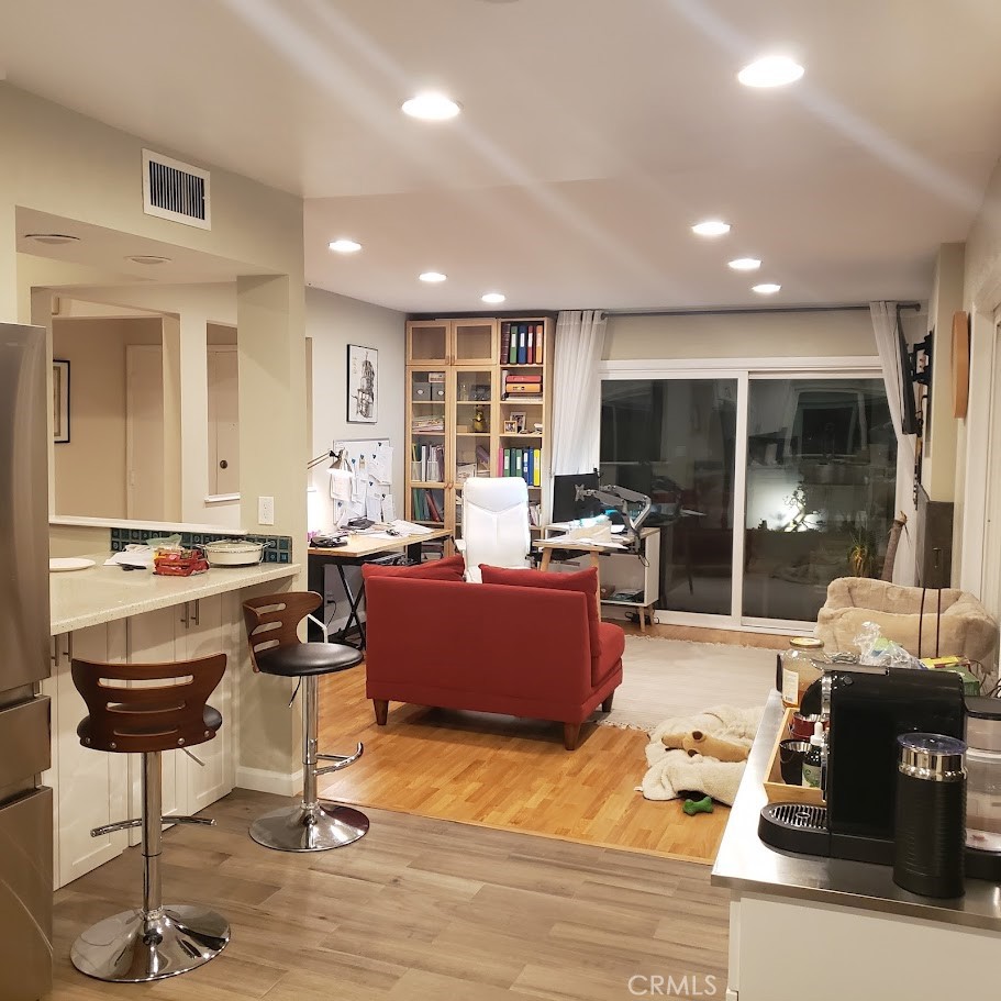 Residential Lease for rent at 26476 Via Lara, Mission Viejo CA featuring 2 beds and 2 baths