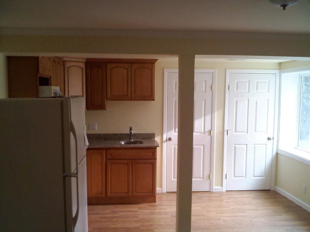 Residential Lease for rent at 2391 Catalpa Way, San Bruno CA and 1 bath