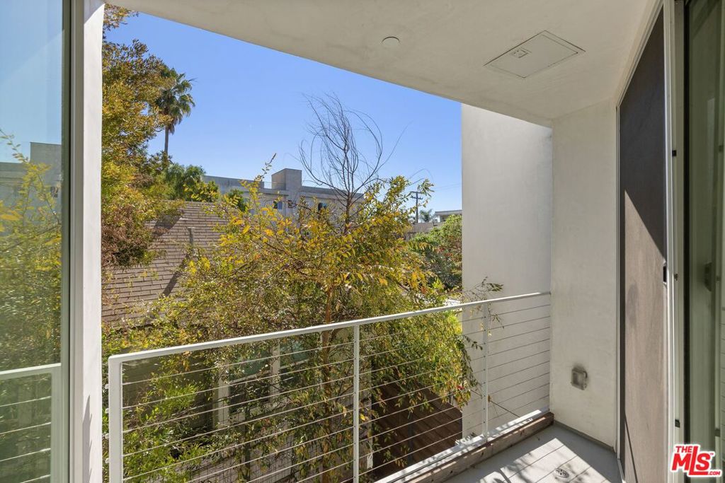 Residential for sale at 1244 14th Street A, Santa Monica CA featuring 3 beds and 4 baths