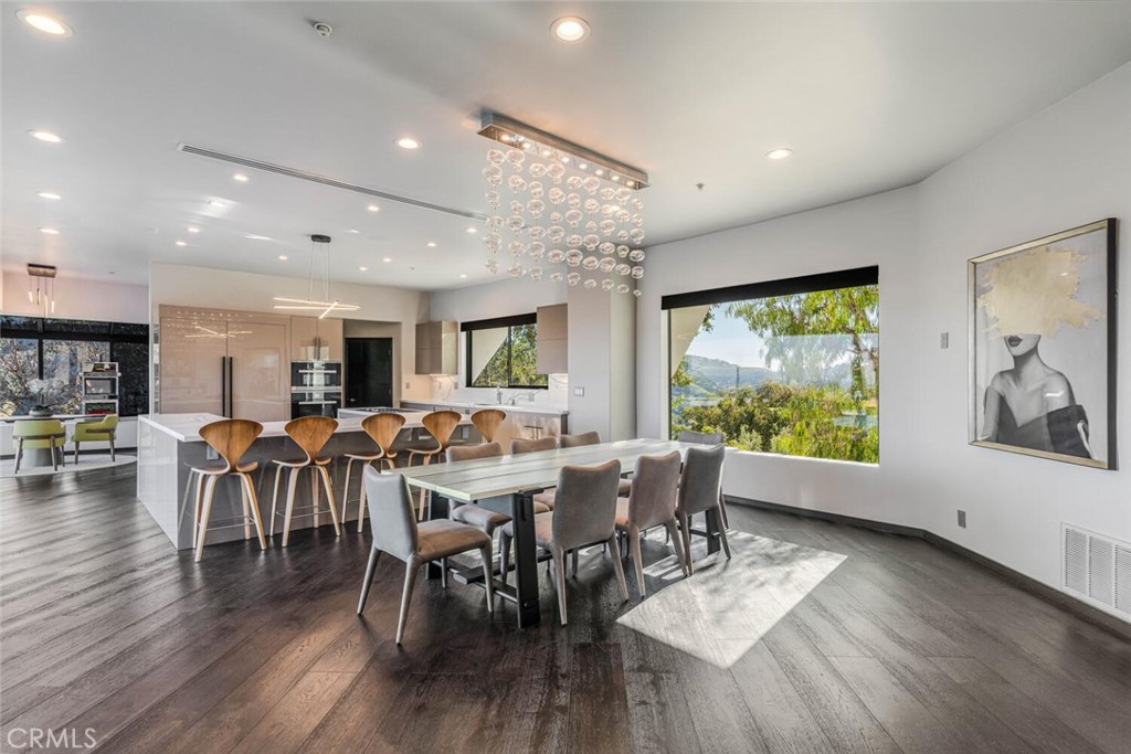 Residential for sale at , Bell Canyon, Ventura CA featuring 5 beds and 6 baths