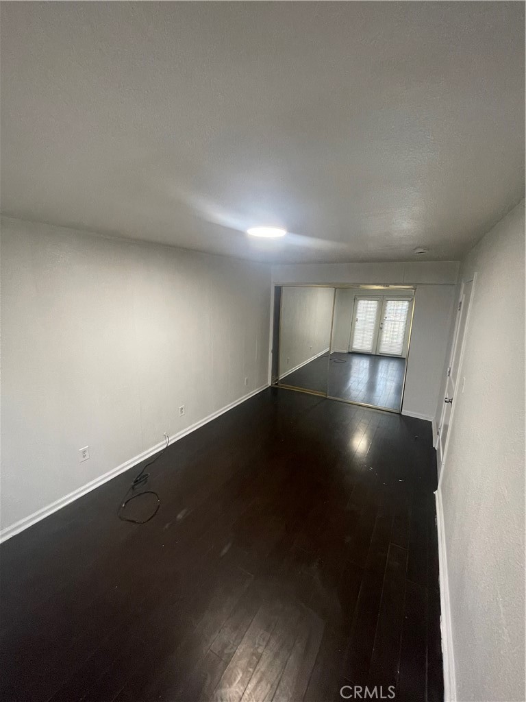 Residential Lease for rent at 4605 Arlington 1/2, Los Angeles, Los Angeles County, CA featuring 2 beds and 1 bath