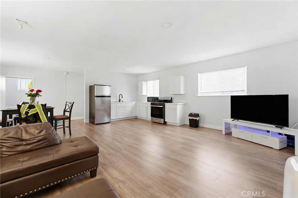 Residential Income for sale at 525 N Kenmore Avenue, Los Angeles CA