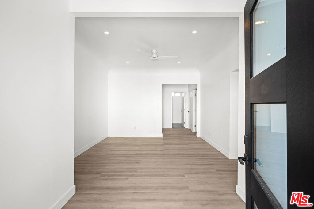 Residential Lease for rent at 1246 N Formosa Avenue, West Hollywood, Los Angeles County, CA featuring 3 beds and 3 baths