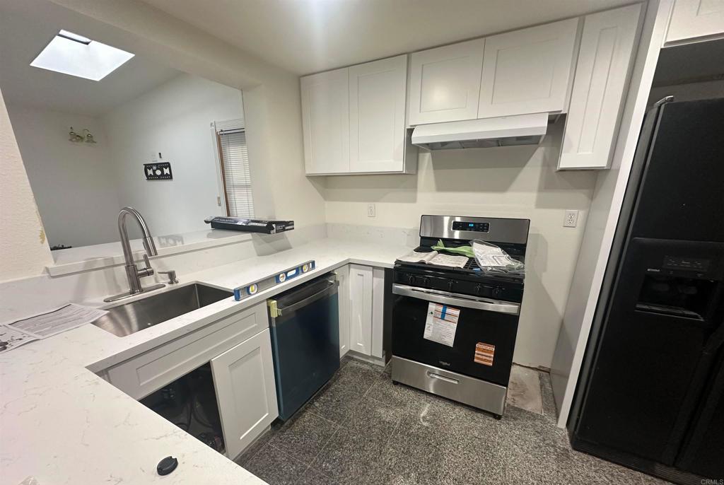 Residential Lease for rent at 1798 E Sherbrooke Street Street E 1, San Diego CA featuring 4 beds and 3 baths