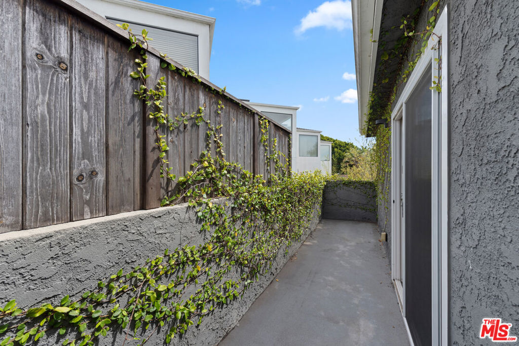 Residential Income for sale at 1807 Oak Street, Santa Monica CA featuring 6 beds and 6 baths