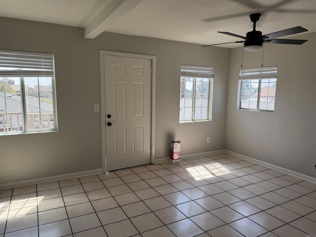 Residential Lease for rent at 3128 Clay Ave, San Diego, San Diego County CA featuring 1 bed and 1 bath