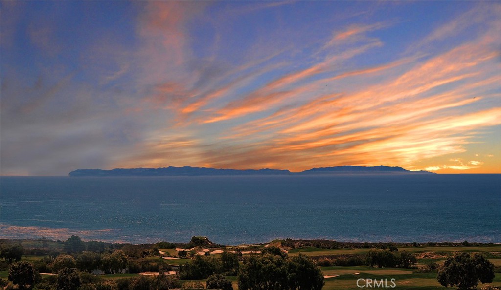 Residential Lease for rent at 32551 Seacliff Drive, Rancho Palos Verdes CA featuring 4 beds and 4 baths
