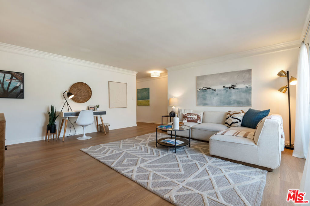Residential for sale at 1021 12th Street 203, Santa Monica CA featuring 1 bed and 1 bath