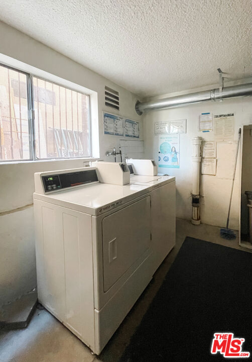 Residential Lease for rent at 935 N Alfred Street 8, West Hollywood CA featuring 1 bed and 1 bath