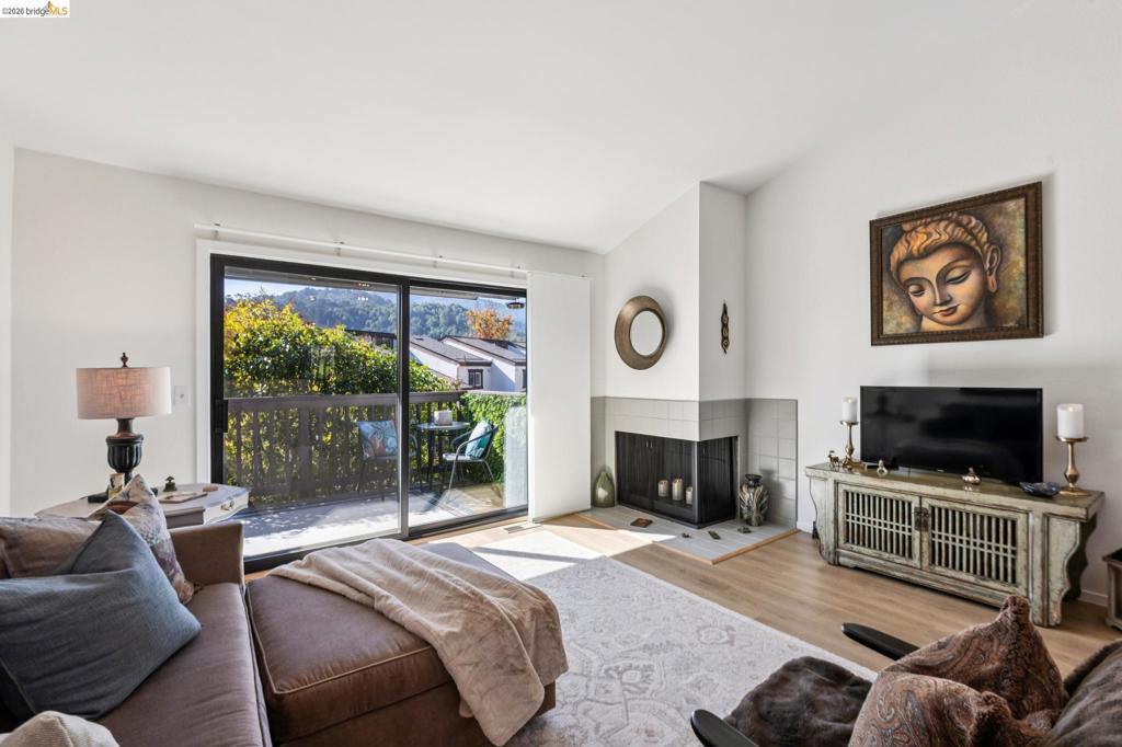 Active for sale at Larkspur, CA, Larkspur, CA CA and 2 baths