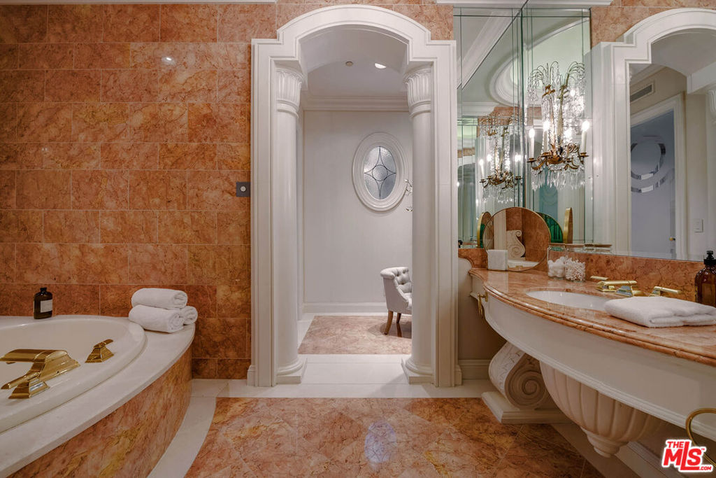 Residential Lease for rent at 70 Beverly Parkway, Beverly Hills CA featuring 7 beds and 13 baths