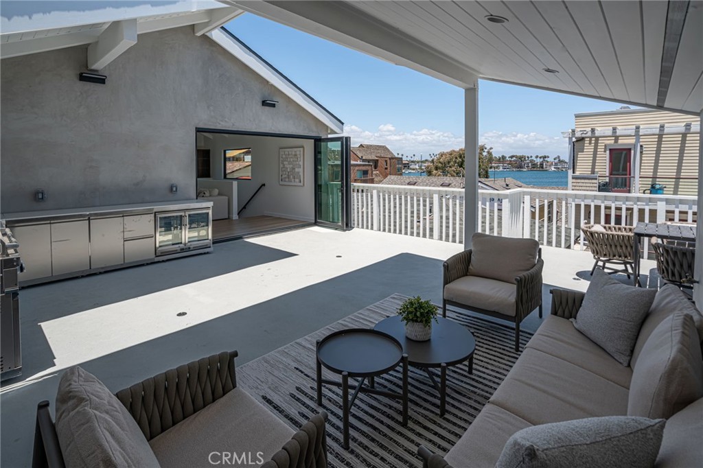 Active for sale at Long Beach, CA, Long Beach, CA CA and 5 baths