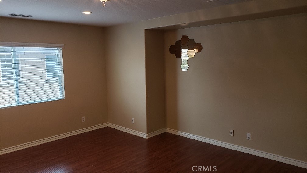 Residential Lease for rent at 16020 Huntington Garden, Chino CA featuring 5 beds and 4 baths