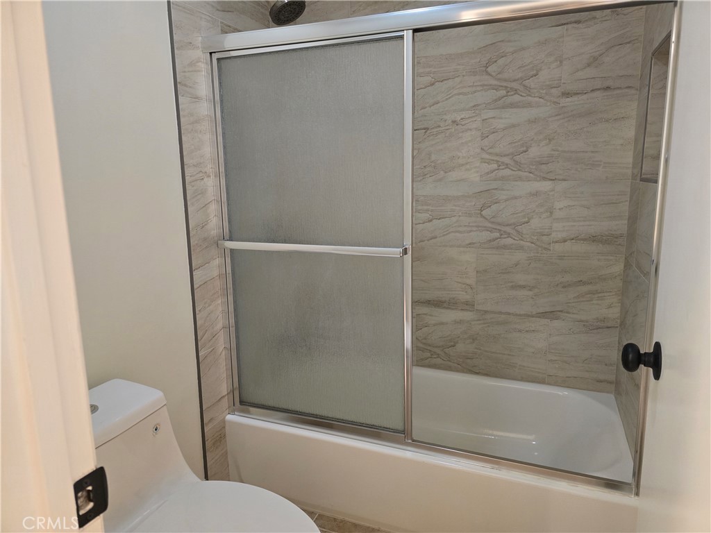 Residential Lease for rent at 1350 W Lambert, La Habra CA featuring 2 beds and 1 bath