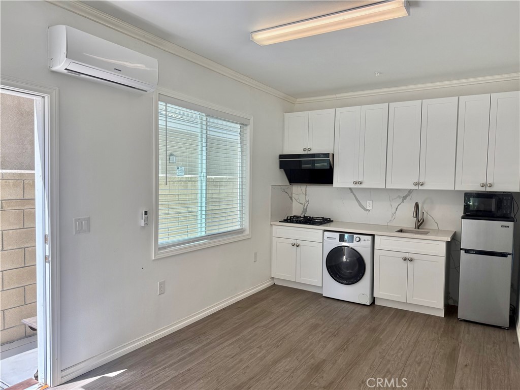 Residential Lease for rent at 11985 Tributary Way 2, Jurupa Valley CA featuring 1 bed and 1 bath
