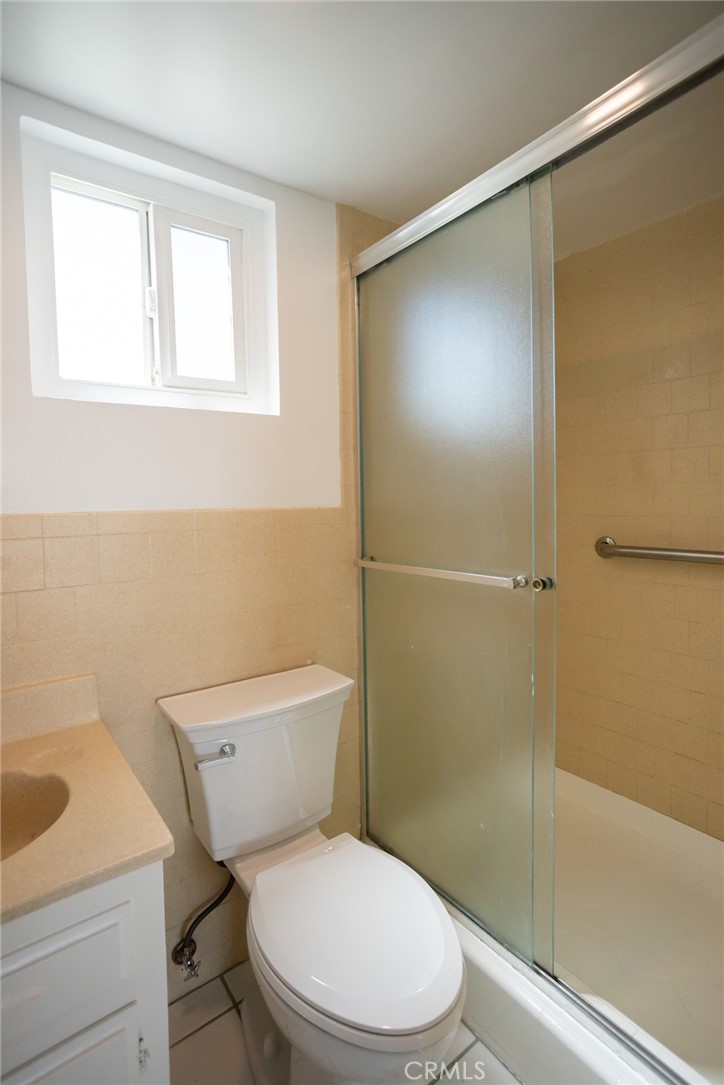 Residential Lease for rent at 11801 Rexford, Garden Grove CA featuring 5 beds and 3 baths