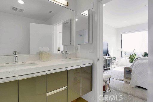 Residential Lease for rent at 1223 Larrabee Street 5, West Hollywood CA featuring 2 beds and 3 baths