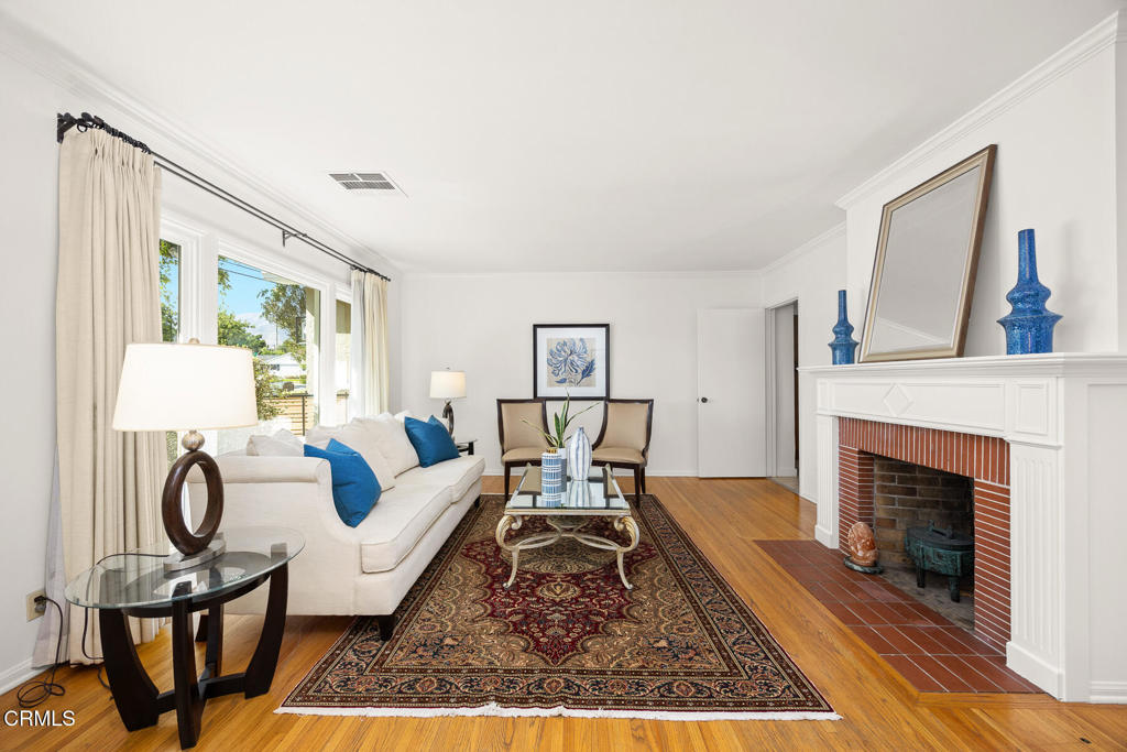 Active for sale at Pasadena, CA, Pasadena, CA CA and 3 baths