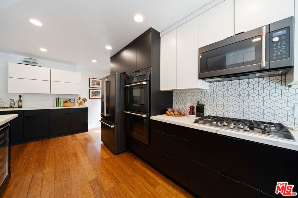 Residential for sale at 2817 Virginia Avenue, Santa Monica CA featuring 3 beds and 3 baths
