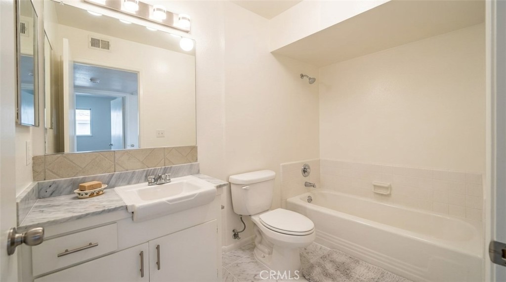 Residential Lease for rent at 27077 El Rancho, Menifee CA featuring 3 beds and 2 baths
