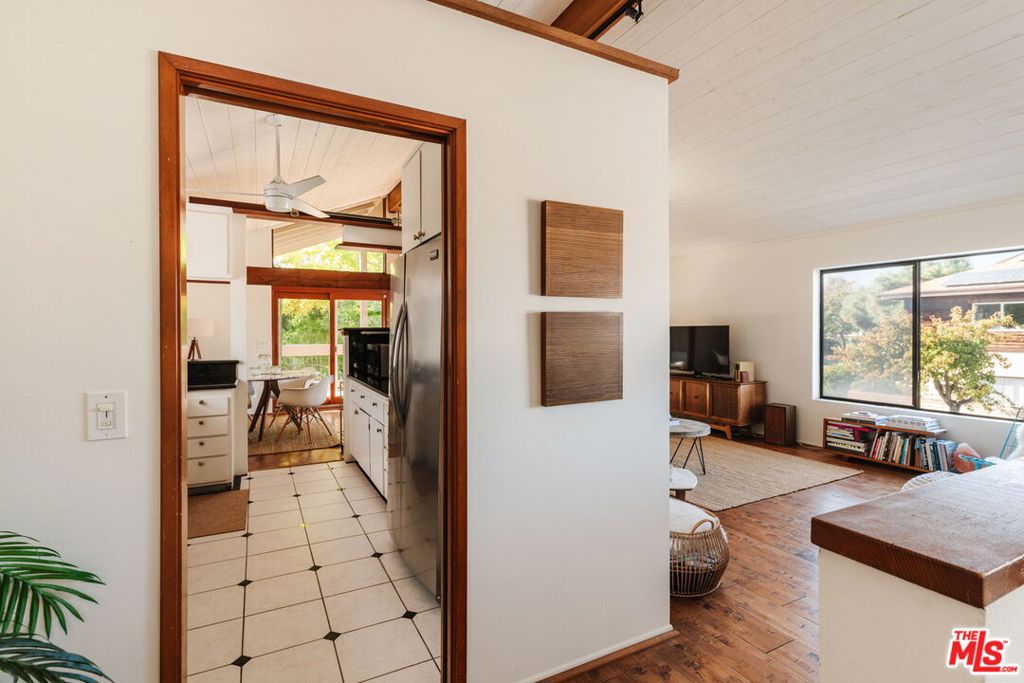 Single Family Residence for sale at 4450 Alla Road, Los Angeles, CA featuring 3 beds and 3 baths