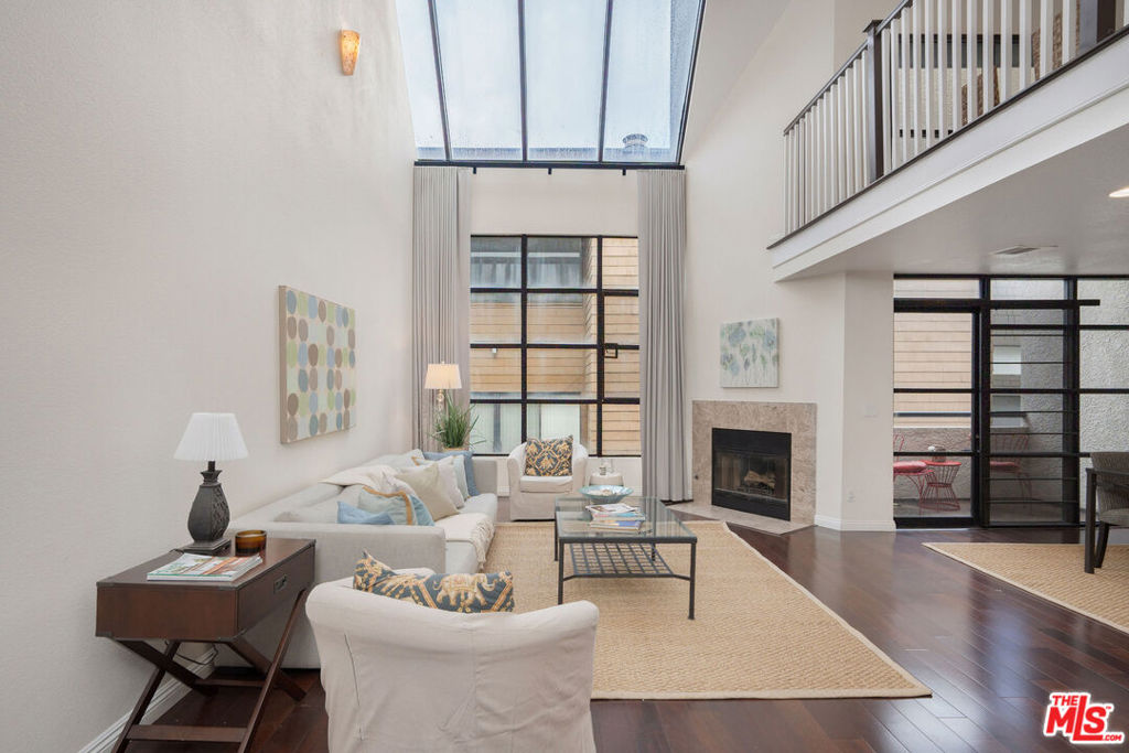 Residential for sale at 11636 Montana Avenue 311, Los Angeles CA featuring 2 beds and 4 baths
