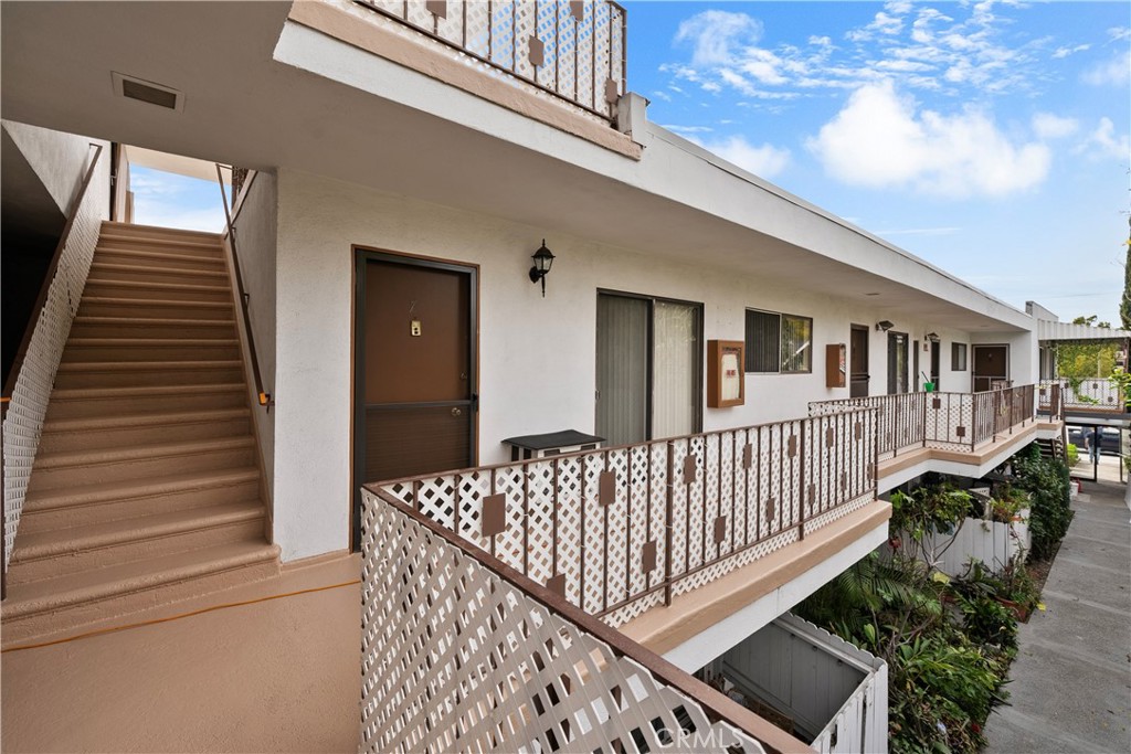 Active for sale at Glendale, CA, Glendale, CA CA