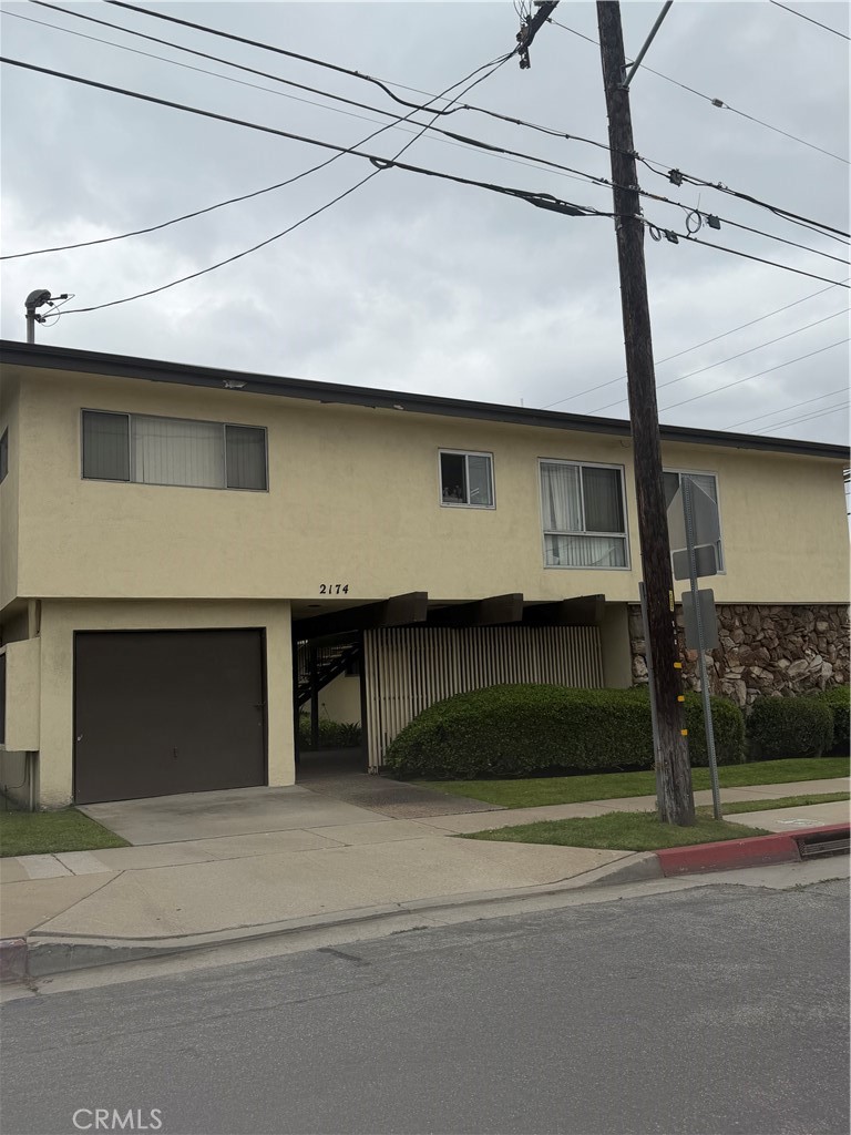 Residential Lease for rent at 2174 W 237th st #1 Street, Torrance CA featuring 2 beds and 1 bath
